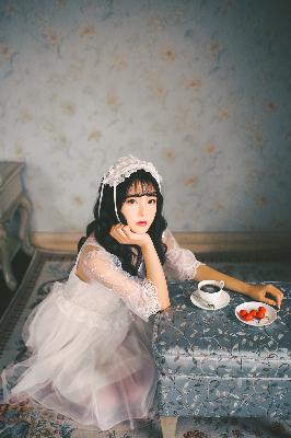 妈妈和两个姨妈一起过生日